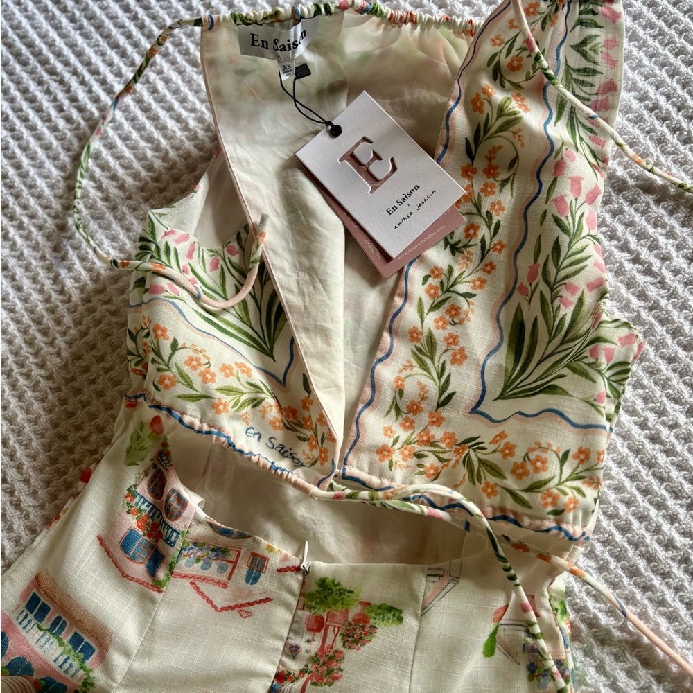 En Saison White and Green Linen Dress - Picture 6 of 8
